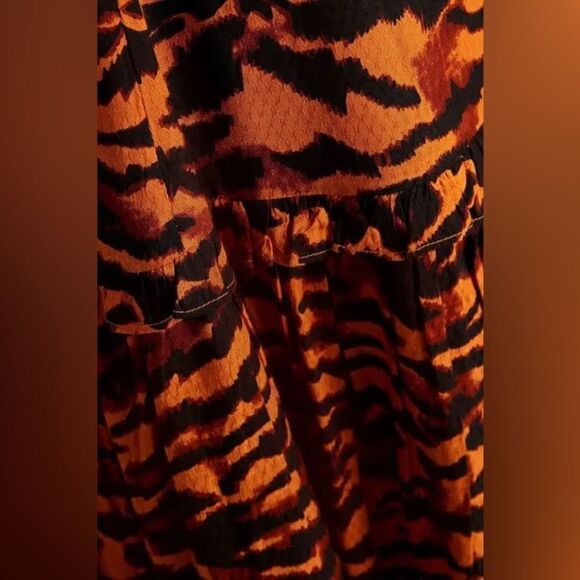 WALTER BAKER Yosline gathered tiger-jacquard midi dress 2 - Picture 12 of 14